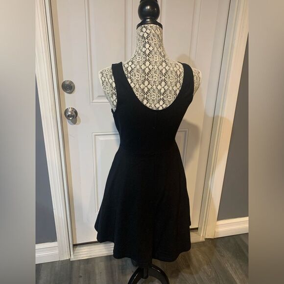 Express Black Dress with Sequin Detailing - Picture 7 of 9